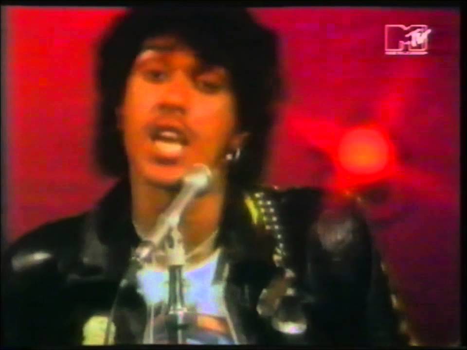 Thin Lizzy - The Boys Are Back In Town