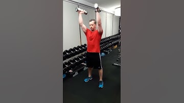 Agachamento com desenvolvimento frontal.