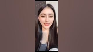 Lidya Danira mode kalem makin cantik, hot dan sexy