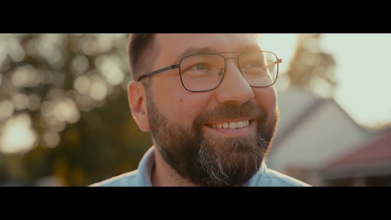 FIRST FUTURE - ATZ AUTOLAND (Official Music Video) auf YouTube ansehen FIRST FUTURE - ATZ AUTOLAND (Official Music Video) auf YouTube ansehen