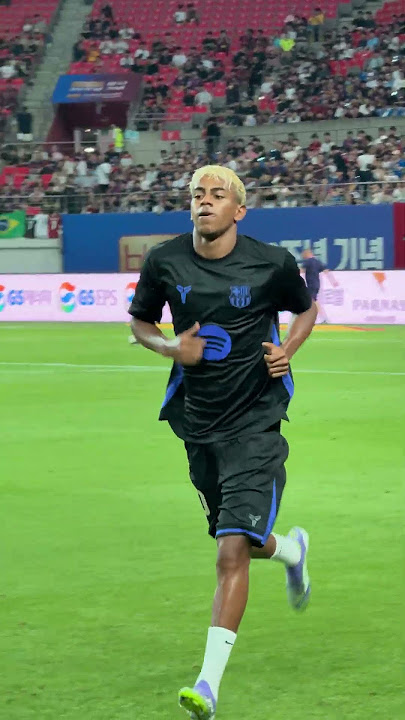 Lamine Yamal is so loved in South Korea! 💕🇰🇷 #fcbarcelona #football #shorts
