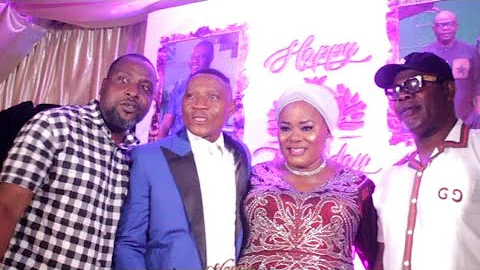 SEE MOMENT OF YINKA QUADRI AND HIS BEAUTIFUL WIFE AT HIS BIRTHDAY PARTY