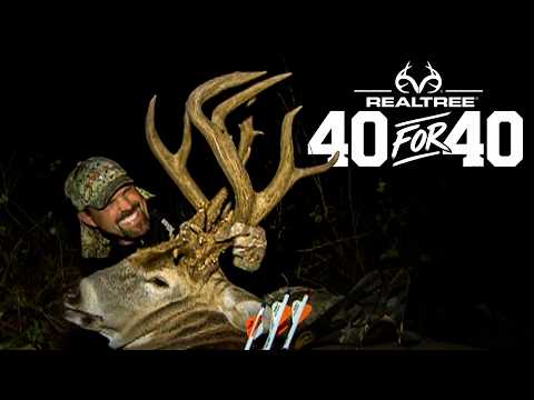 197” Gnarles Barkley | Lee Lakosky’s Giant Iowa Whitetail | Realtree's Monster Bucks | 40 for 40