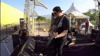 SAINT LOCO - Microphone Anthem (Check Sound at Road To Soundrenaline Manado)