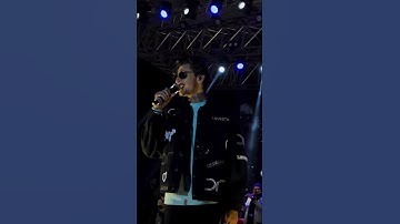 Thumbnail of Tera Zikr✨🤍 #darshanraval #love #lovegen #terehawale #bluefamily #bangalore #concert #videography