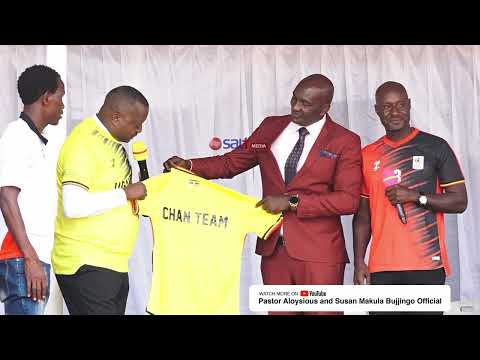 Abakungu Okuva Mu FUFA Nga Bano Batumiddwa President Wa FUFA Moses Magogo Bazze E Canaan
