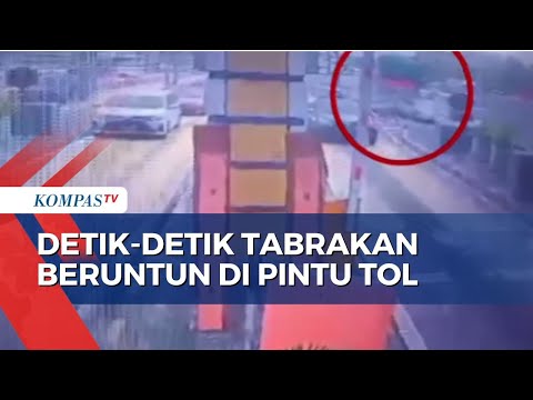 Rekaman CCTV Detik-Detik Tabrakan Beruntun di Gerbang Tol Halim Utara