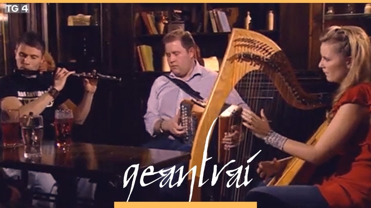 Michael King, Pádraig King & Lindsey Moynagh Tigh Uí Mhurchú Geantraí 2012 TG4 YouTube