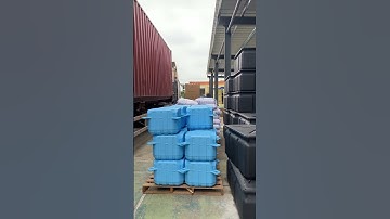 PE float with plastic floating dock loading container