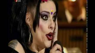 Nina Hagen - (Live In WIEN 2004) - Somewhere Over The Rainbow.mpg