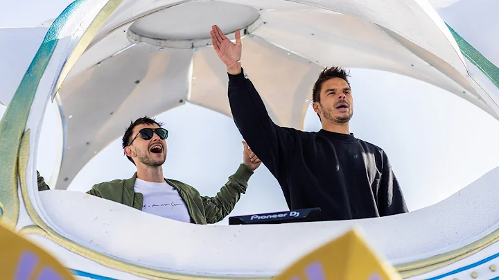 Lucas & Steve at Crystal Garden | Tomorrowland Win...