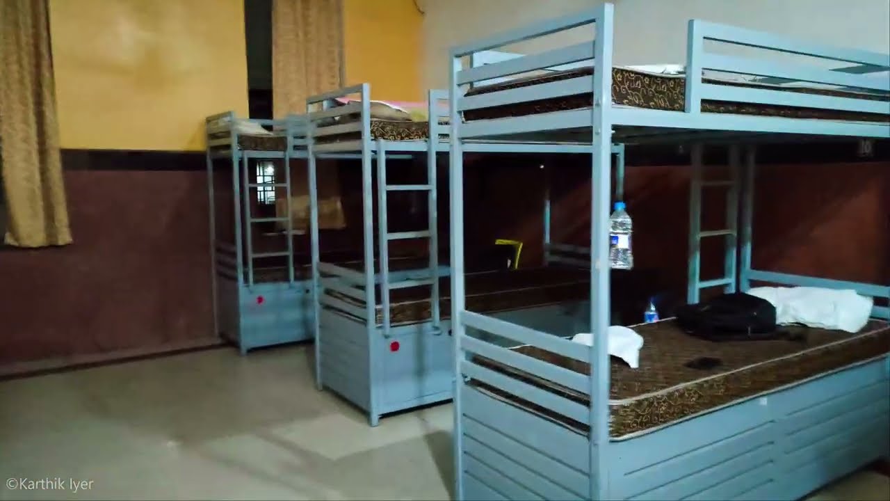 [4K | ULTRA HD] Covering Non-AC Dormitory Room At Pune Junction | 