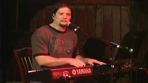 Greg Mckinney sings at the Hard Rock Cafe
