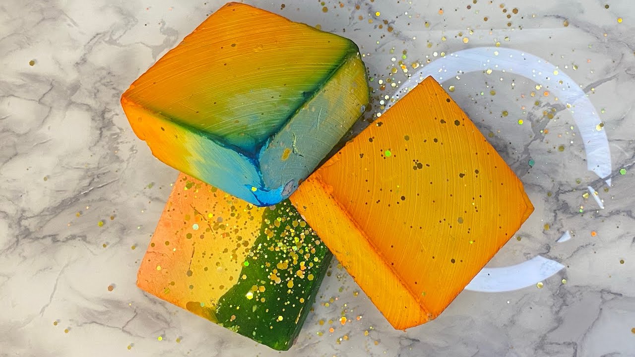 Gym Chalk Asmr yellow💛 and green 💚 dyed gym chalk satisfying videos enjoy and subscribe 💕