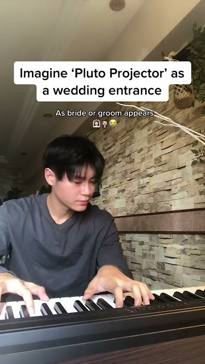 Imagine 'Pluto Projector' by Rex Orange County as a wedding entrance?!?!
