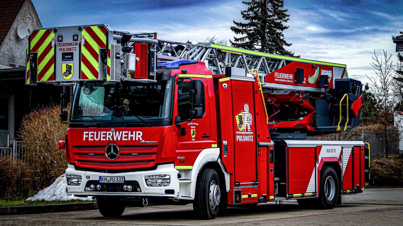 1Mio € Weihnatsgeschenk: Feuerwehr Pulsnitz nimmt neue Rosenbauer-Drehleiter in Empfang