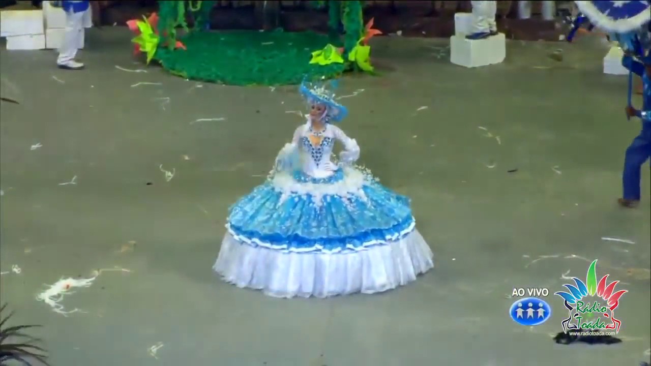 Karyne Medeiros - Festival de Parintins 2014 / 2° Noite