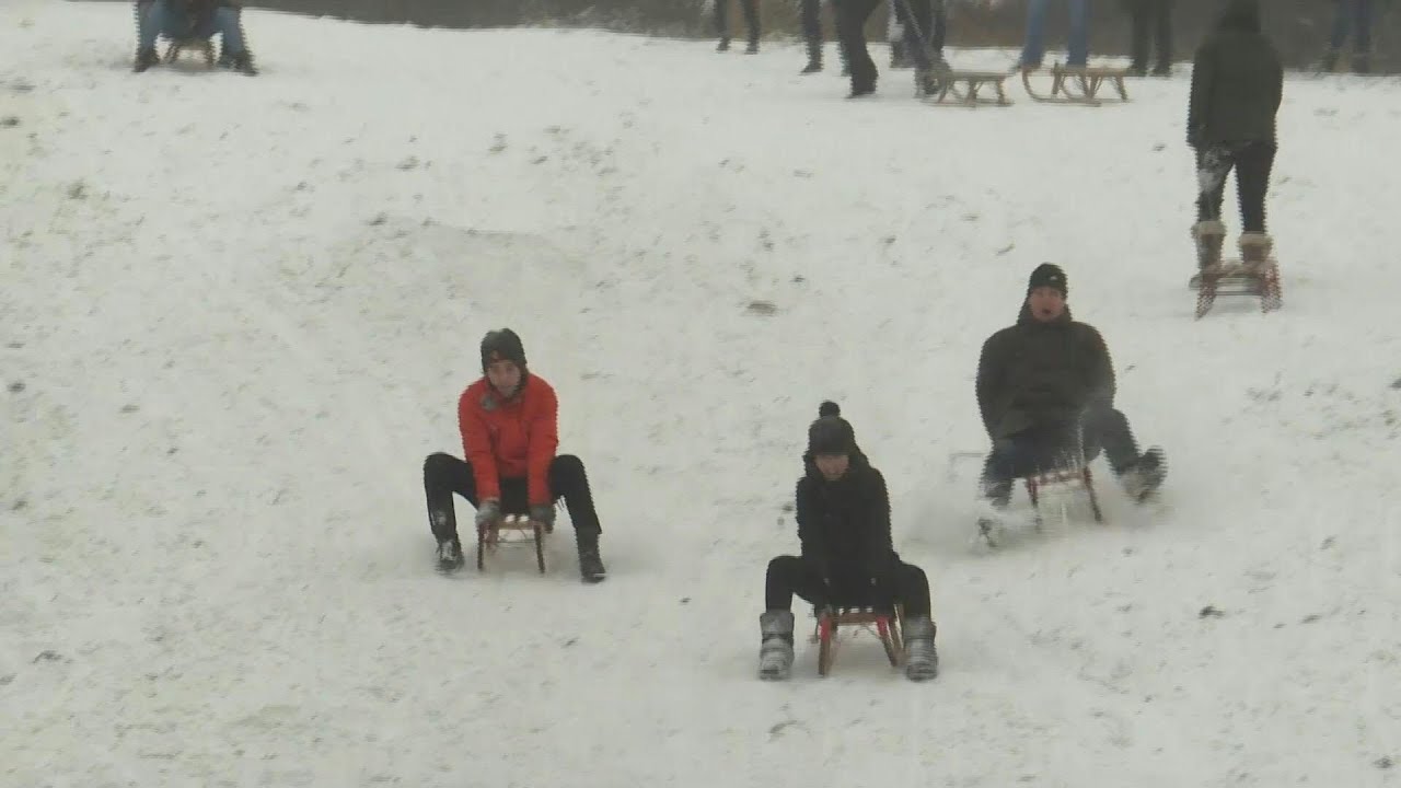 Dutch hit by first snowstorm in a decade | AFP