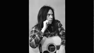 Neil Young & Crazy Horse - Powderfinger (Rust Never...) chords