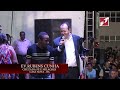 Homem deixa muletas e anda - Casa Nova/BA