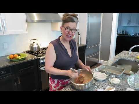 Video: How To Make Carrot And Applesauce