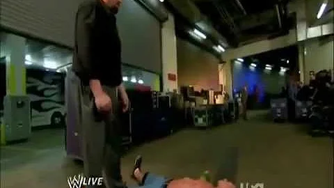 Big Show Knocks Out John Cena