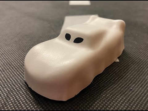 DISNEY PIXAR CARS ON THE ROAD SPACE CREATURE LIGHTNING MCQUEEN