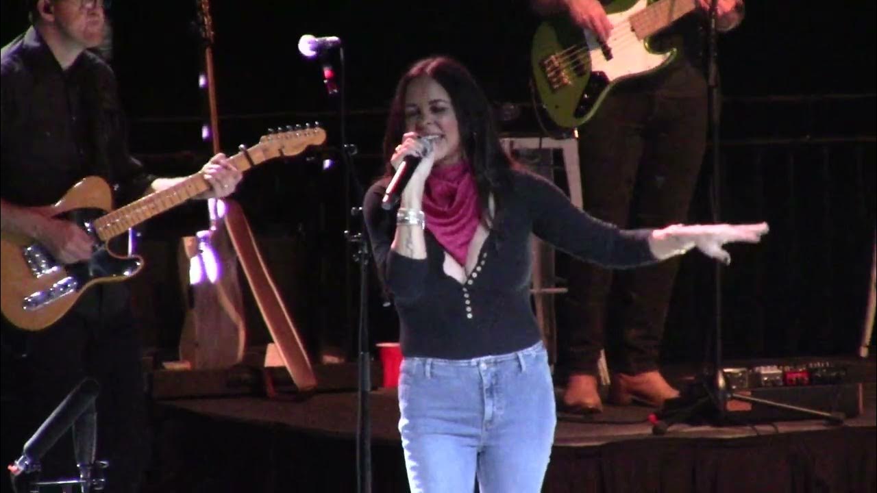 2025 02 02 Sara Evans - 21 Days 2025 02 02 Sara Evans - 21 Days