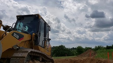 Cat 953 track loader, basement dig