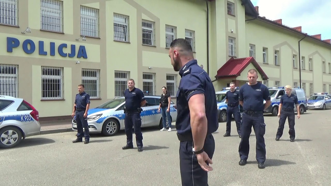 Sanoccy policjanci w charytatywnej akcji. Zobacz VIDEO!