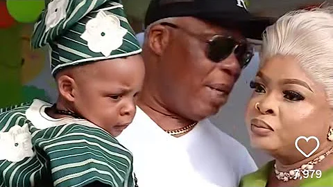 ACTRESS DAYO AMUSA SON OLUFIRE CELEBRATE HIS ONE YEAR  BIRTHDAY WITH HIS PARENTS & NOLLYWOOD ACTRESS