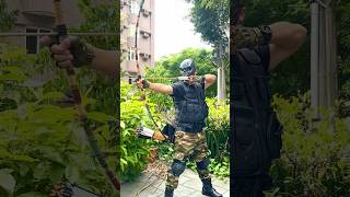The army of two outfit lefty longbow shooting #shortsfeed #shortvideo #shorts #archery #弓