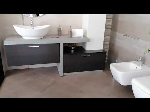 Mobile bagno bicolor con vani a giorno design 140 cm. ingombro totale 180 effetto legno scuro