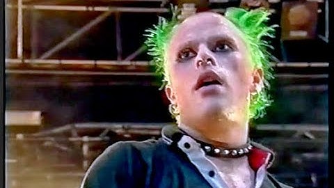 The Prodigy - Firestarter LIVE @ Phoenix Festival 1996 HD