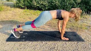 Plank Crossover with Band