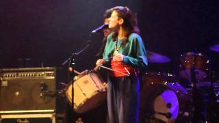 Mariana Aydar - Comer na Mão (Chico Cesar)