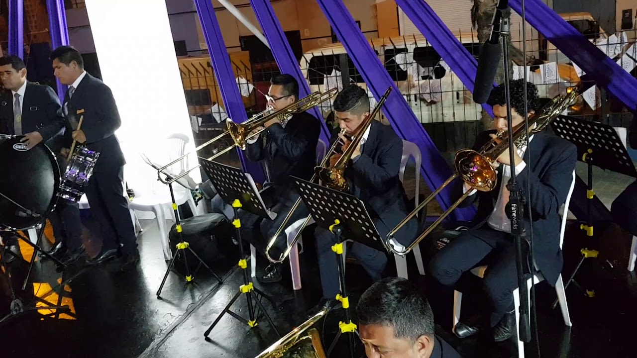 LOS AUTENTICOS DEL CALLAO - BANDA DE MUSICA OFICIAL DEL MONASTERIO DE LAS NAZARENAS