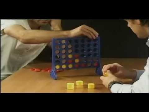 Owen Hargreaves vs. Ryan Giggs - playing Connect Four