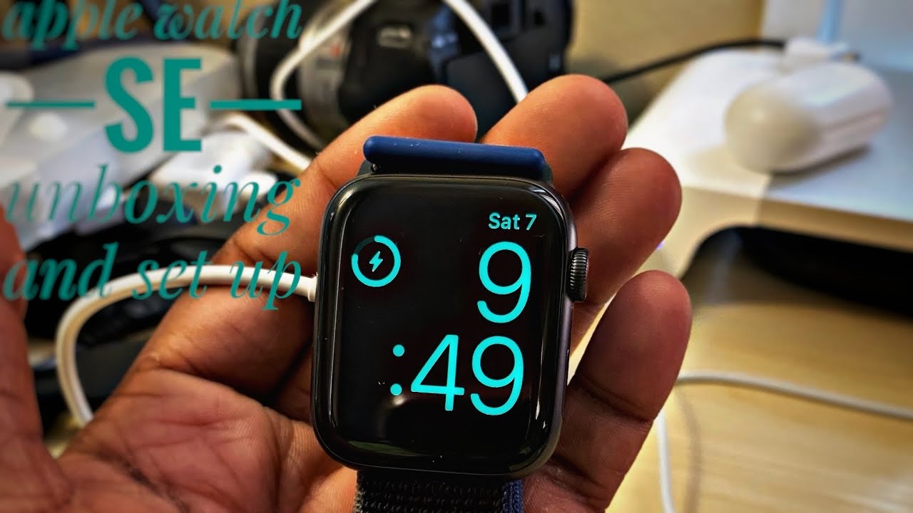 Apple Watch SE 44mm unboxing and first 