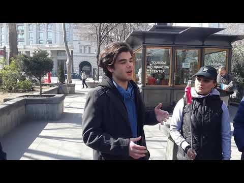 გიდები ყვებიან. ფიროსმანზე.