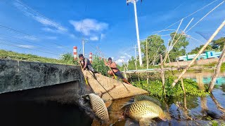 Fish Catching Video Traditional Boy Catching Catfish with Bamboo Spear Best Spear Fishing Video