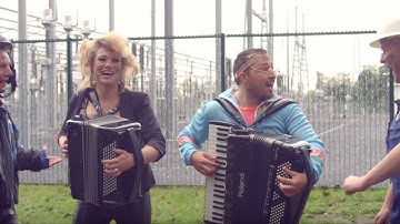 De Stoempers - Joost Is Anders Geaard (Ultra HD 4K Music Video)