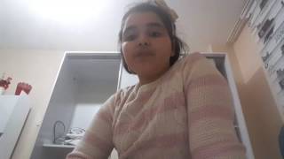 Elif Istiklal Marşını Okuyor