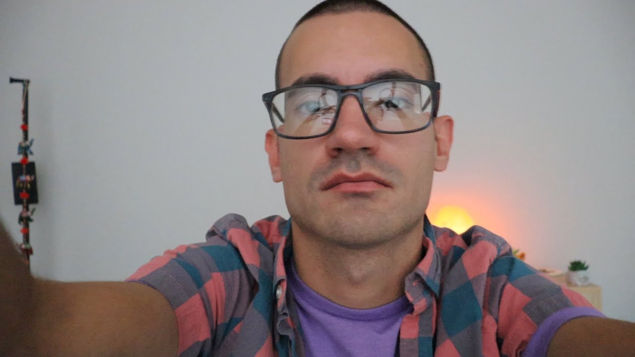 Massage Therapist Massages Your Scalp, Ears, Neck & Shoulders (ASMR RolePlay)