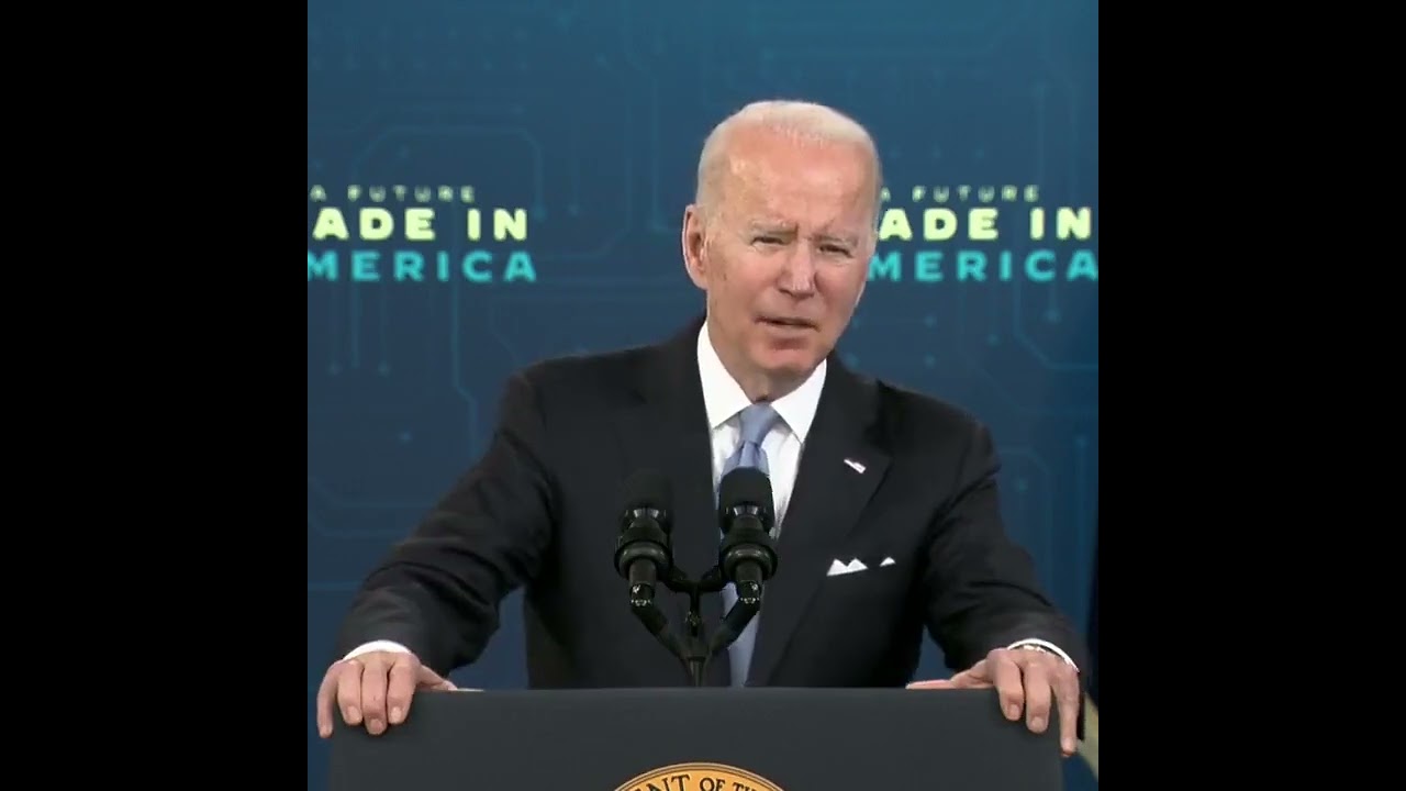 Bumbling Joe Biden Decides To Praise Bankrupt Electric School Bus Maker "Proterra"