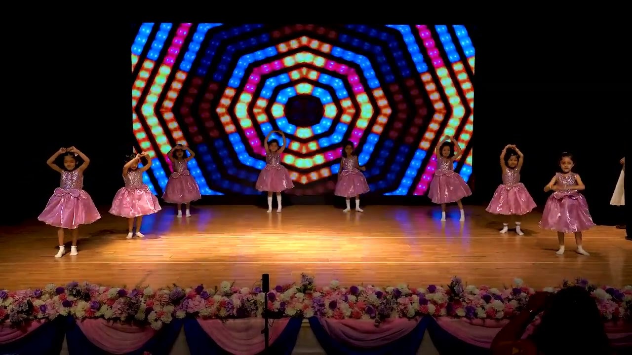 Annual Day 2025–26 | Ready To Fly 1 Girls Perform on Asha Bhosale Hits  ✨🎶