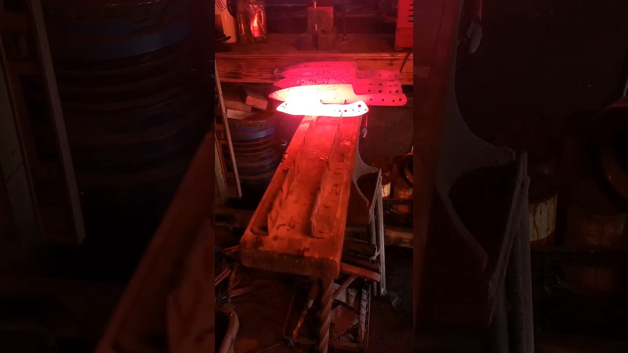 Thermal cycling some Damascus knives YouTube