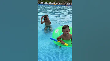 2 сентября. Начало осени. @Jasybai_resort. Жасыбай резорт. В горах. На озере. Веселимся на бассейне