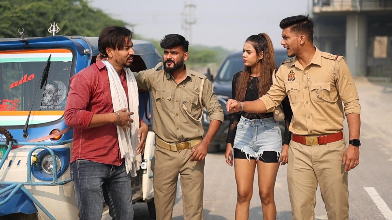 ईमानदार रिक्शा वाला | देसी की औकात | garib banna karodpati | waqt sabka badalta hai | Aukaat