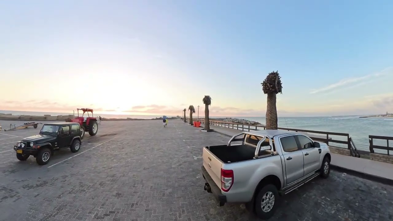 🦩 Walvis Bay Waterfront: fenicotteri, laguna e magia della Namibia
